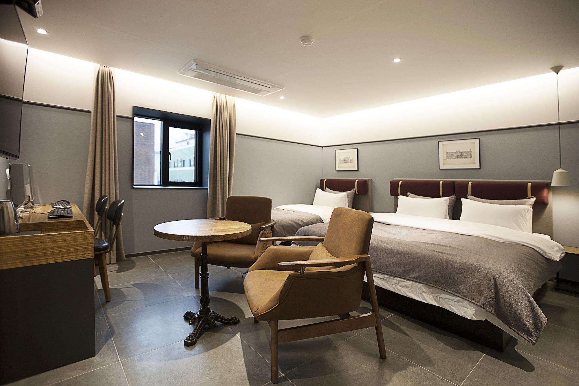 Brown Dot Hotel Чангуон Екстериор снимка