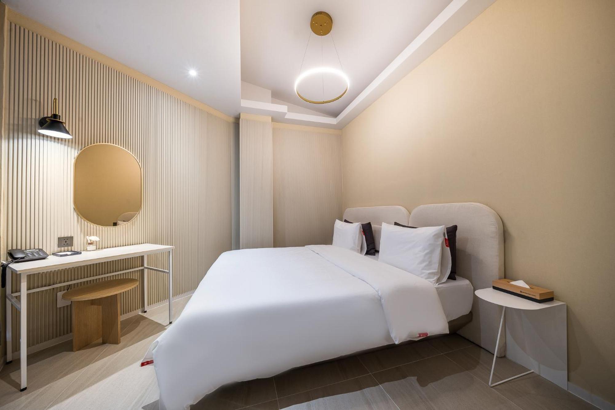 Brown Dot Hotel Чангуон Екстериор снимка