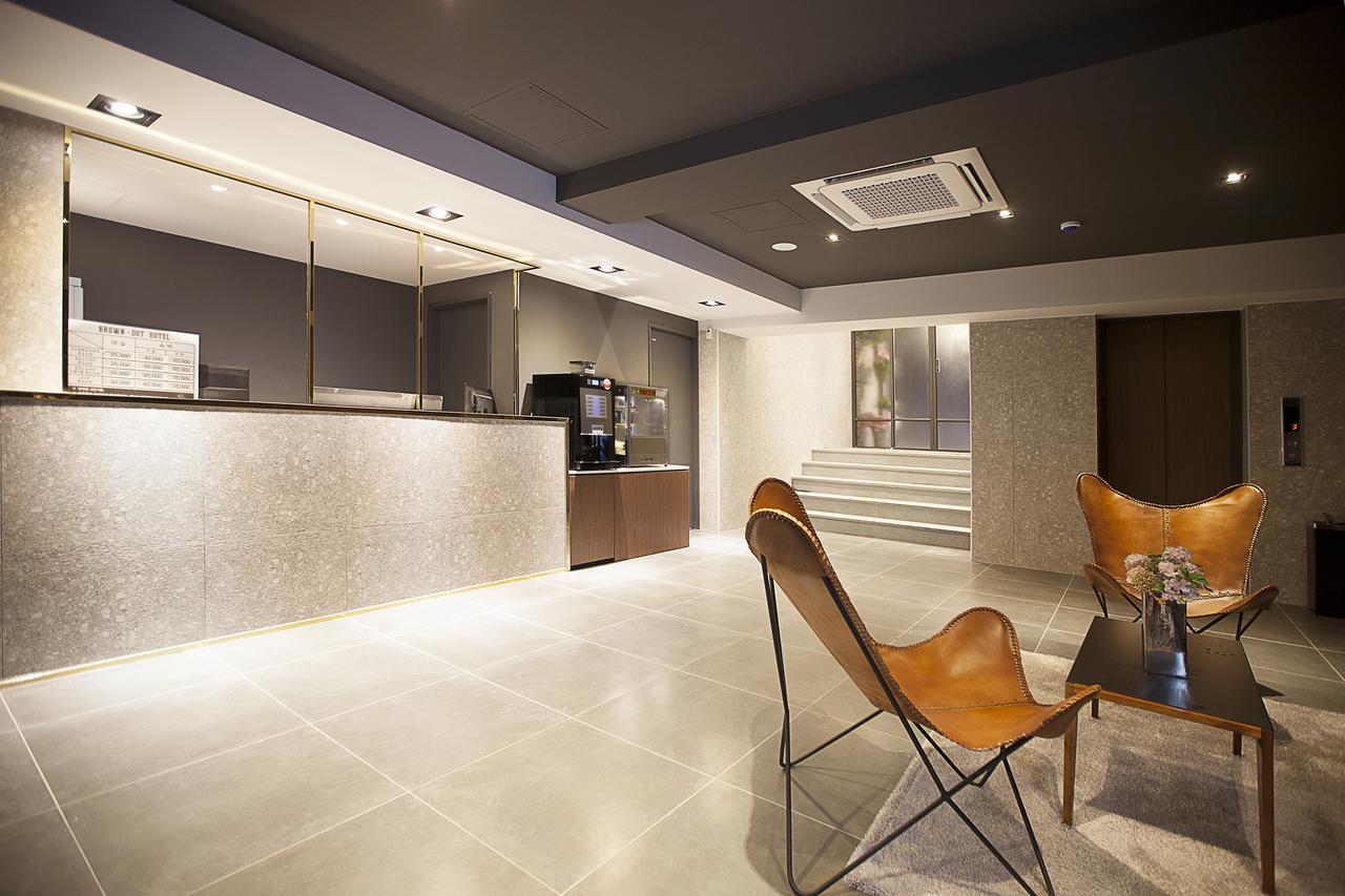 Brown Dot Hotel Чангуон Екстериор снимка